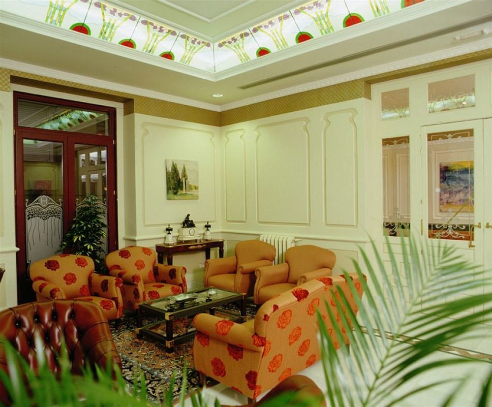 Hotel Alda Mercado De Zamora Bagian luar foto