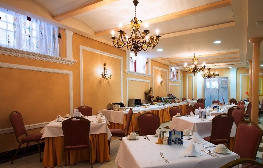 Hotel Alda Mercado De Zamora Bagian luar foto